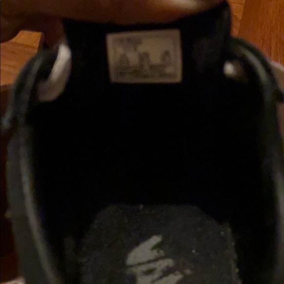 Vans kids shoe. - Picture 3 of 5
